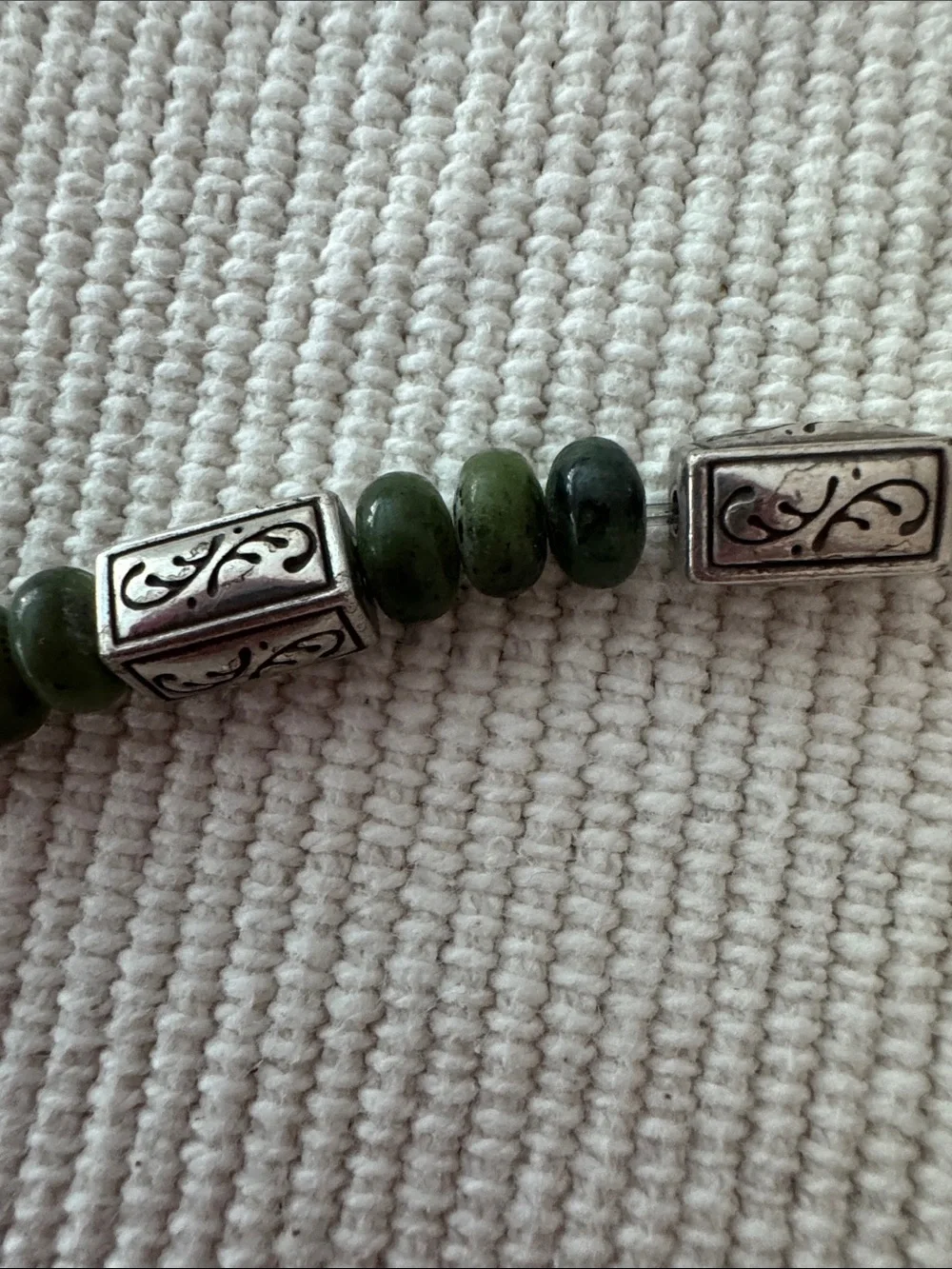 Green Beaded Silver-Accent Bracelet with Heart Charm - Picture 8 of 11